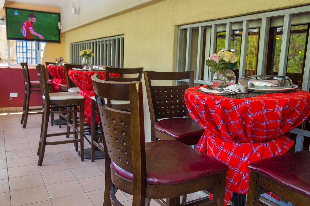 Enkare Hotel Nairobi Exteriör bild